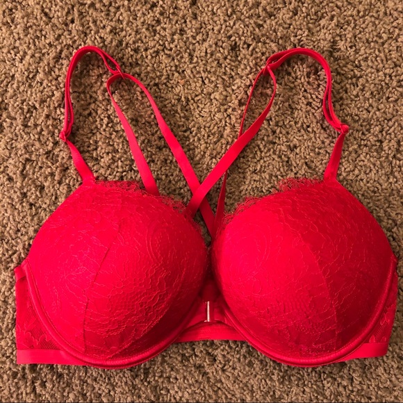 Victoria's Secret Other - NWOT Victoria’s Secret front close bra